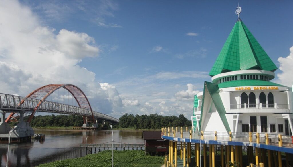 antarafoto-suasana-wisata-tepi-sungai-kahayan-di-saat-pandemi-250520-mz-3_ratio-16x9